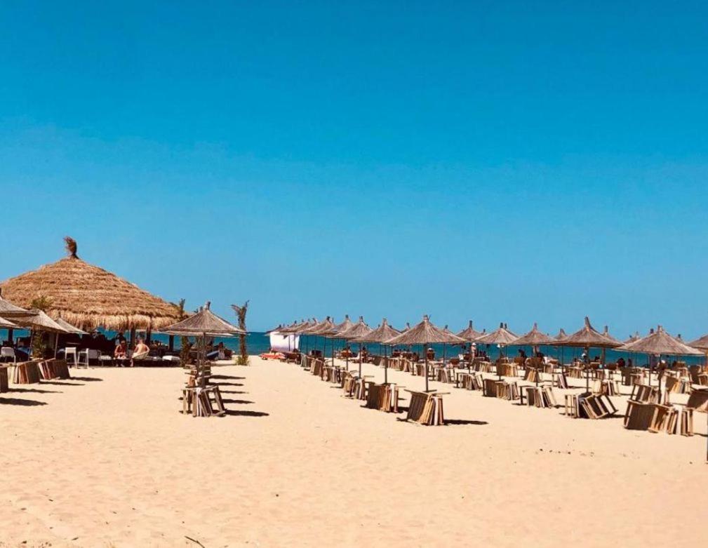 Vila Palma Durres Bagian luar foto
